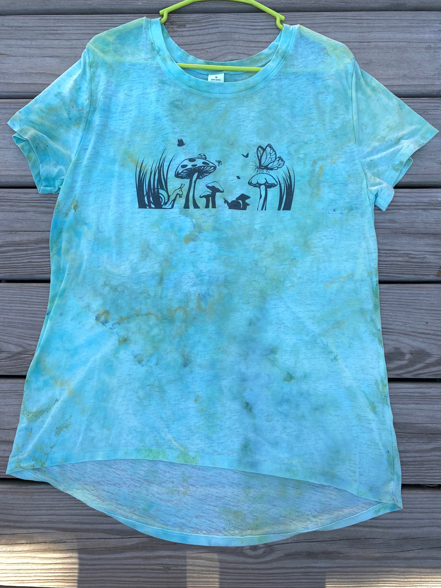 Xl very lightweight thin shirt beach cover mushrooms snails nature themed blues greens