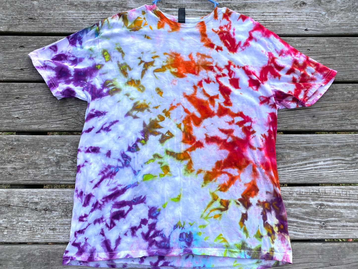 XL unisex Gildan Softstyle T-shirt Color Pop Rainbow Scrunch Ice Dye