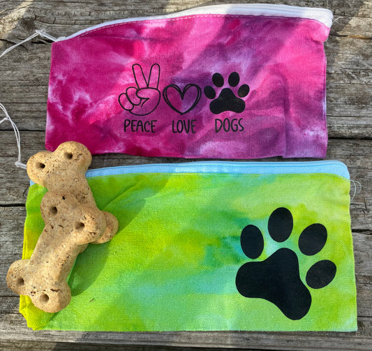 Small 8x4 pouches printed dog paw print