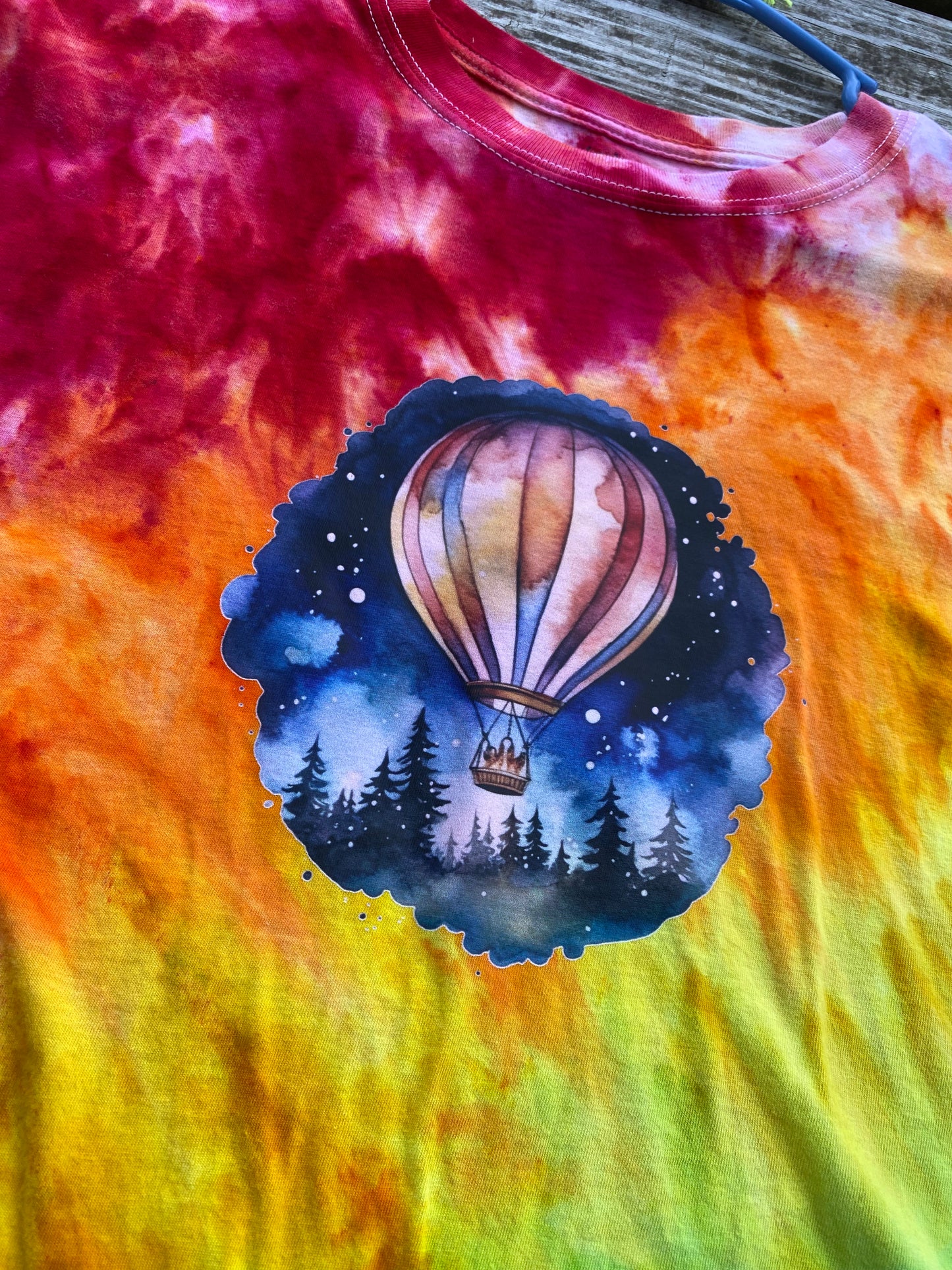 Large George unisex t-shirt Hot Air Balloon rainbow scrunch
