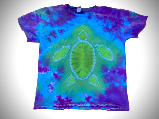 Limited! Sea turtle custom tie dyed shirt!