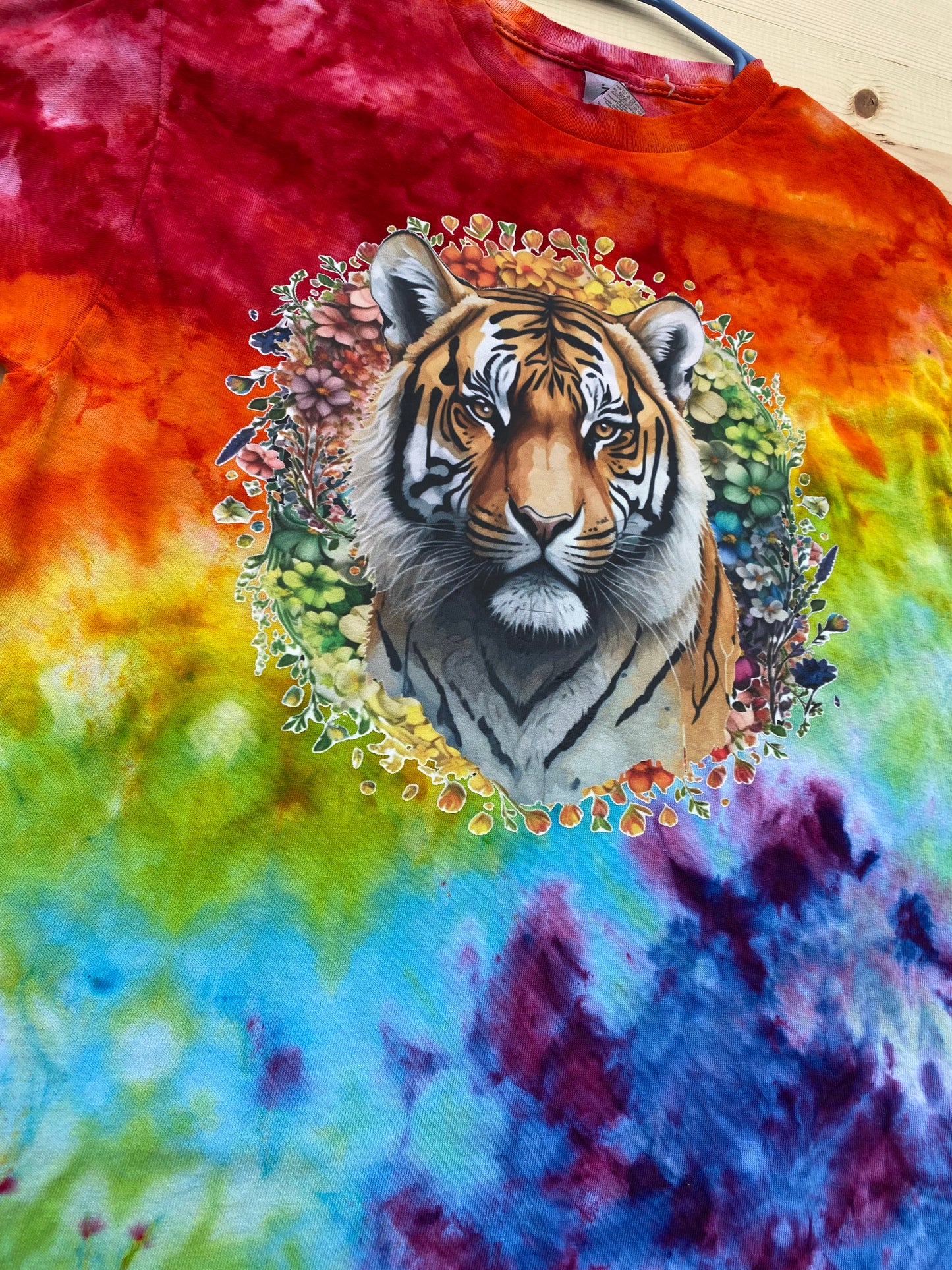 Small Gildan Heavy Cotton Flower Tiger Rainbow Scrunch
