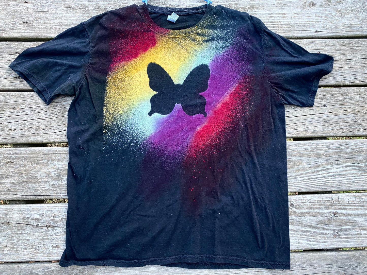 Gildan xl Unisex butterfly t-shirt