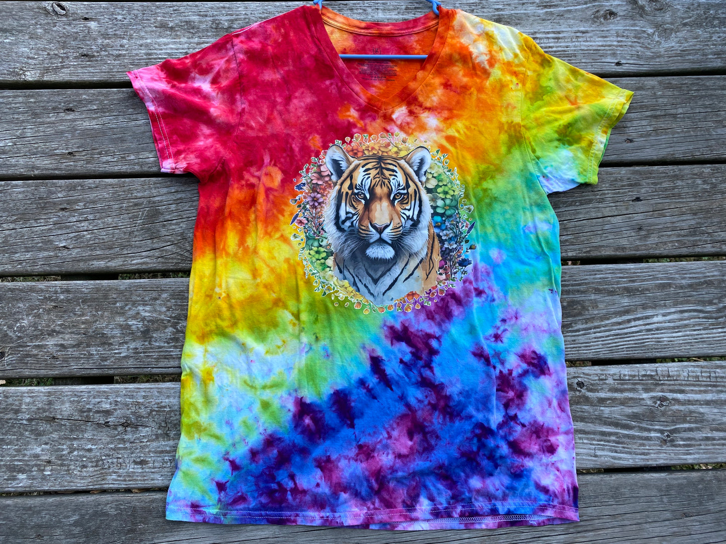 Large George v neck unisex t-shirt Flower Tiger Rainbow Scrunch