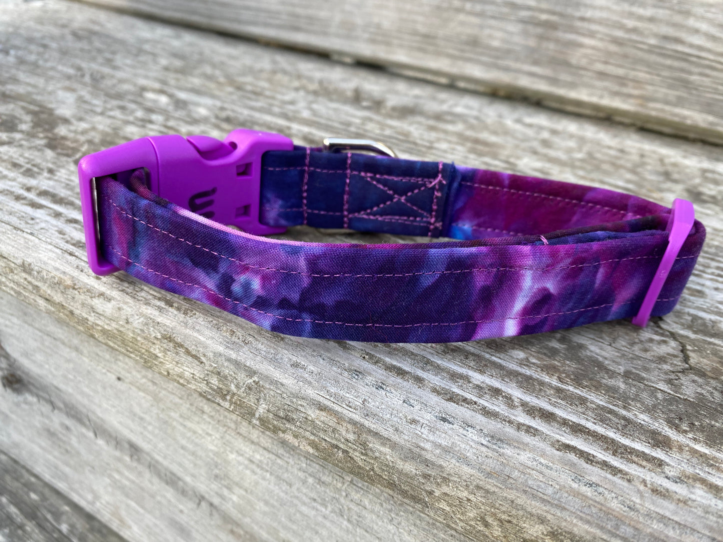 Medium dog collar handmade and dyed purple blue pinks