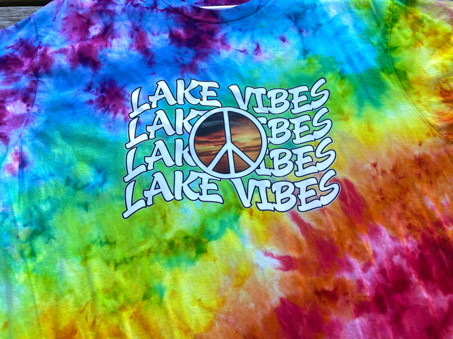 George 2XL adult unisex t-shirt Lake Vibes Rainbow Scrunch