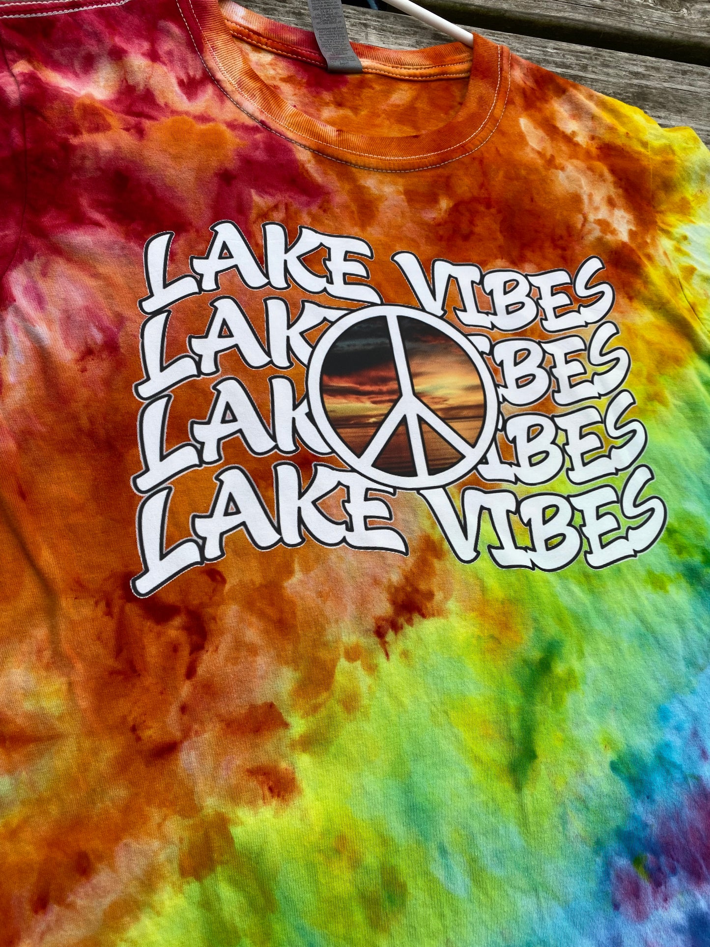 Small Softstyle Gildan Unisex T-shirt Rainbow Scrunch Lake Vibes